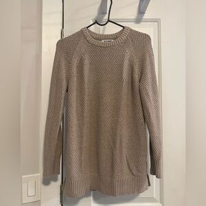 Old navy knitted sweater. oversized. Xs on tag.